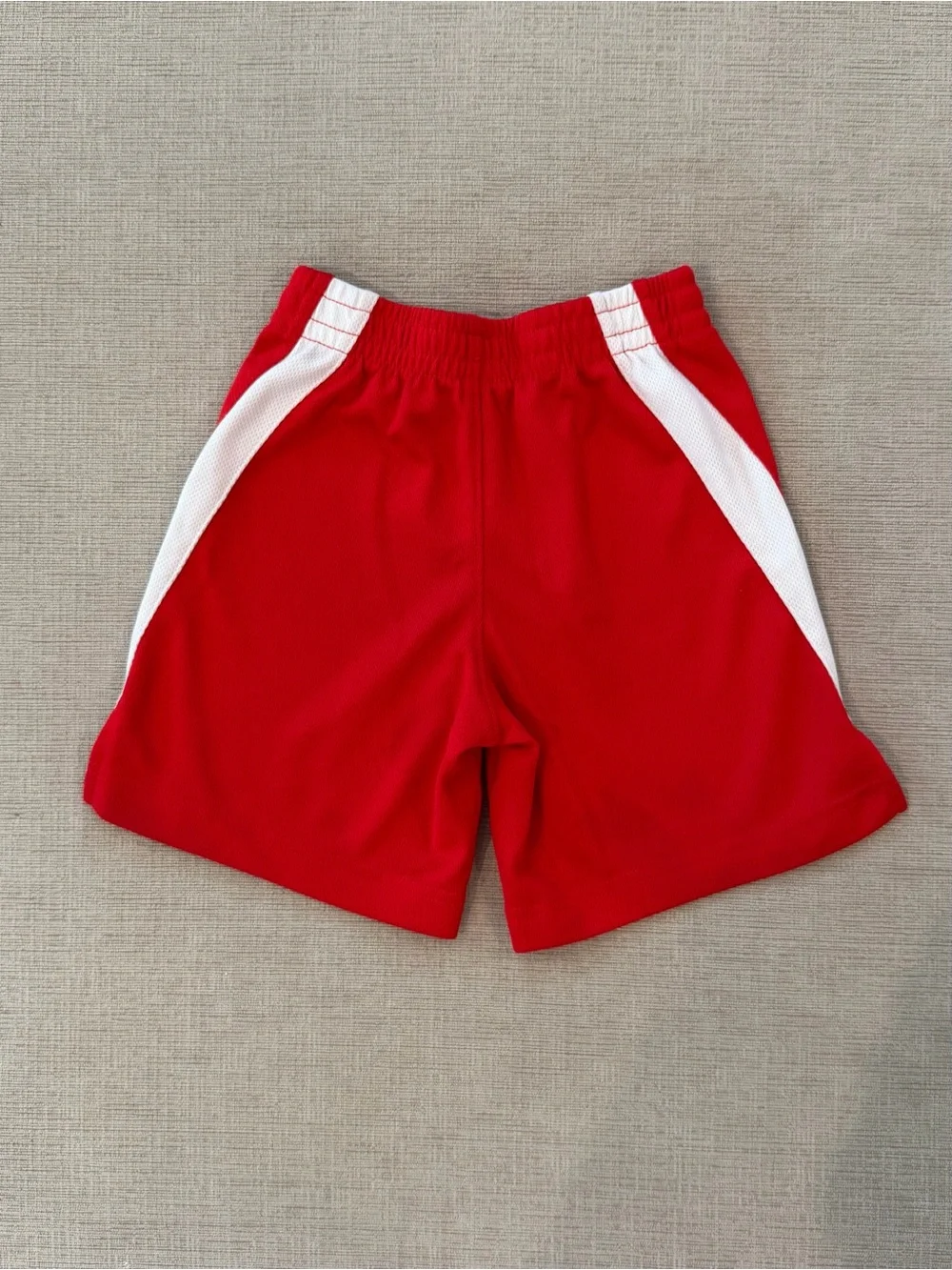 Boys Nike Dri-FIT Performance Shorts - Size 5